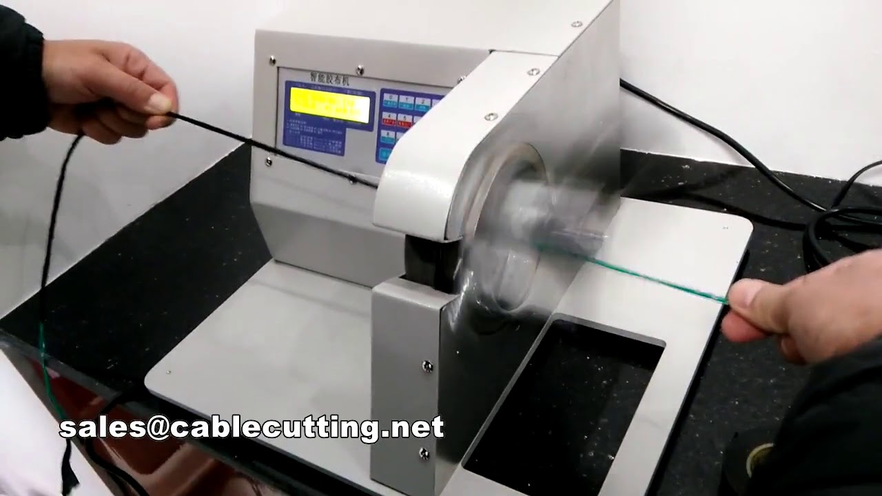 Macchina automatica per nastratura e avvolgimento di fasci cavi