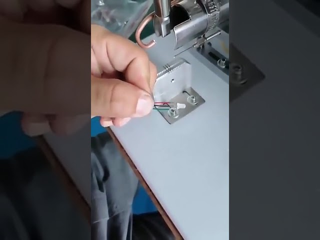 Semi-Automatic USB Data Cable Making Equipment with Small Soldering Machine for A-Micro-Lightning Connectors