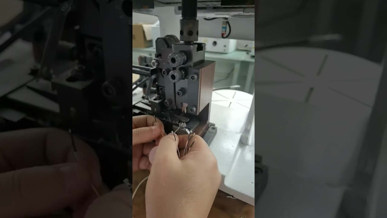 Fabbrica di attrezzature per cablaggi: scopri le nostre macchine automatiche #fabbrica #macchina