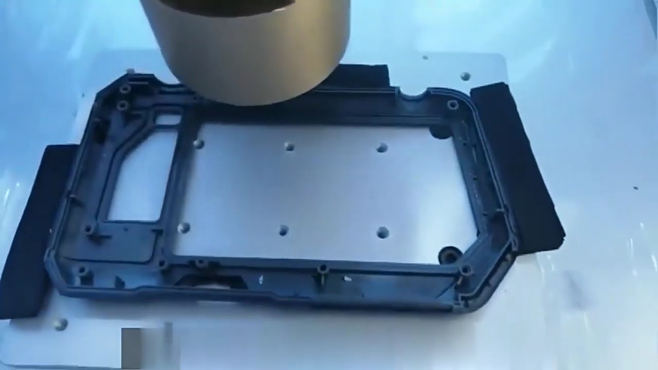 Robot dispensatore rotante automatico a 4 assi - Macchina per la distribuzione di colla ad alta efficienza