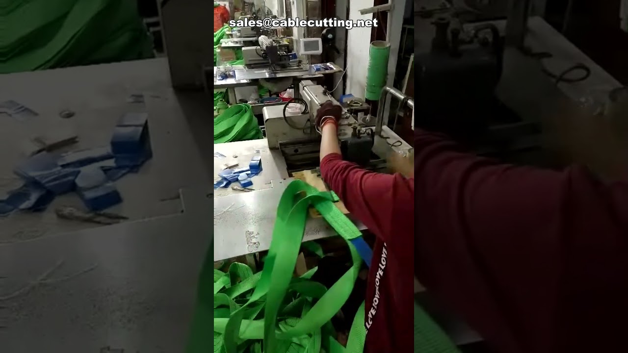 Macchina da cucire automatica per cinghie di sicurezza heavy duty con pattern programmabili