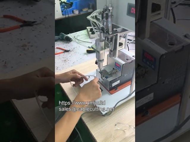 Inserti Filettati per Plastica, Metallo e Compensato - Viti e Fissaggi Resistenti