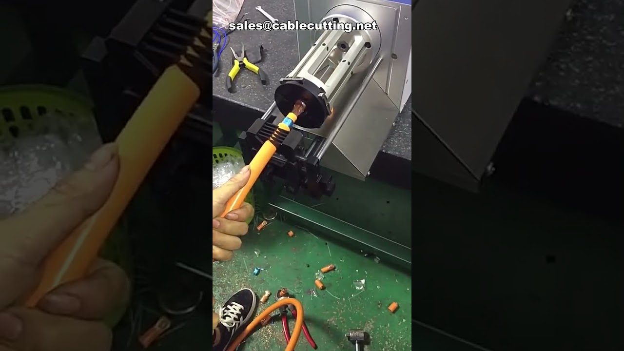 Macchina Spelacavi Coassiale Automatica Rotativa per Cavi ad Alta Temperatura - Spelacavi Professionale