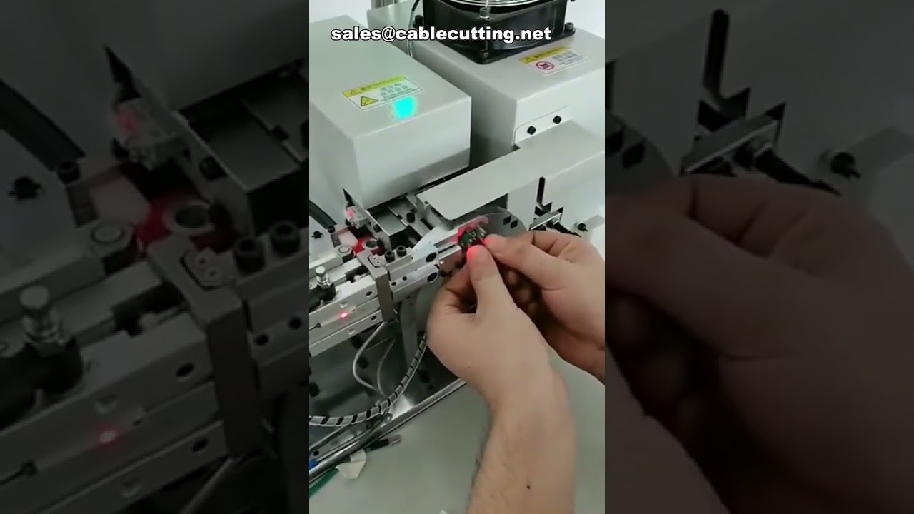 Macchina automatica per inserimento e riscaldamento manicotti cavi - Inseritore professionale
