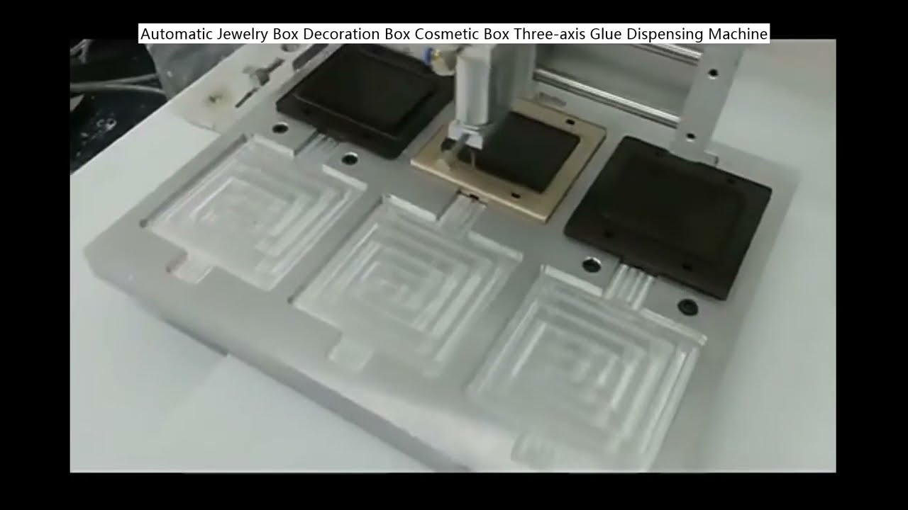 Macchina Dosatrice Colla a 3 Assi per Scatole Gioielli, Cosmetici e Regalo – Automazione di Precisione