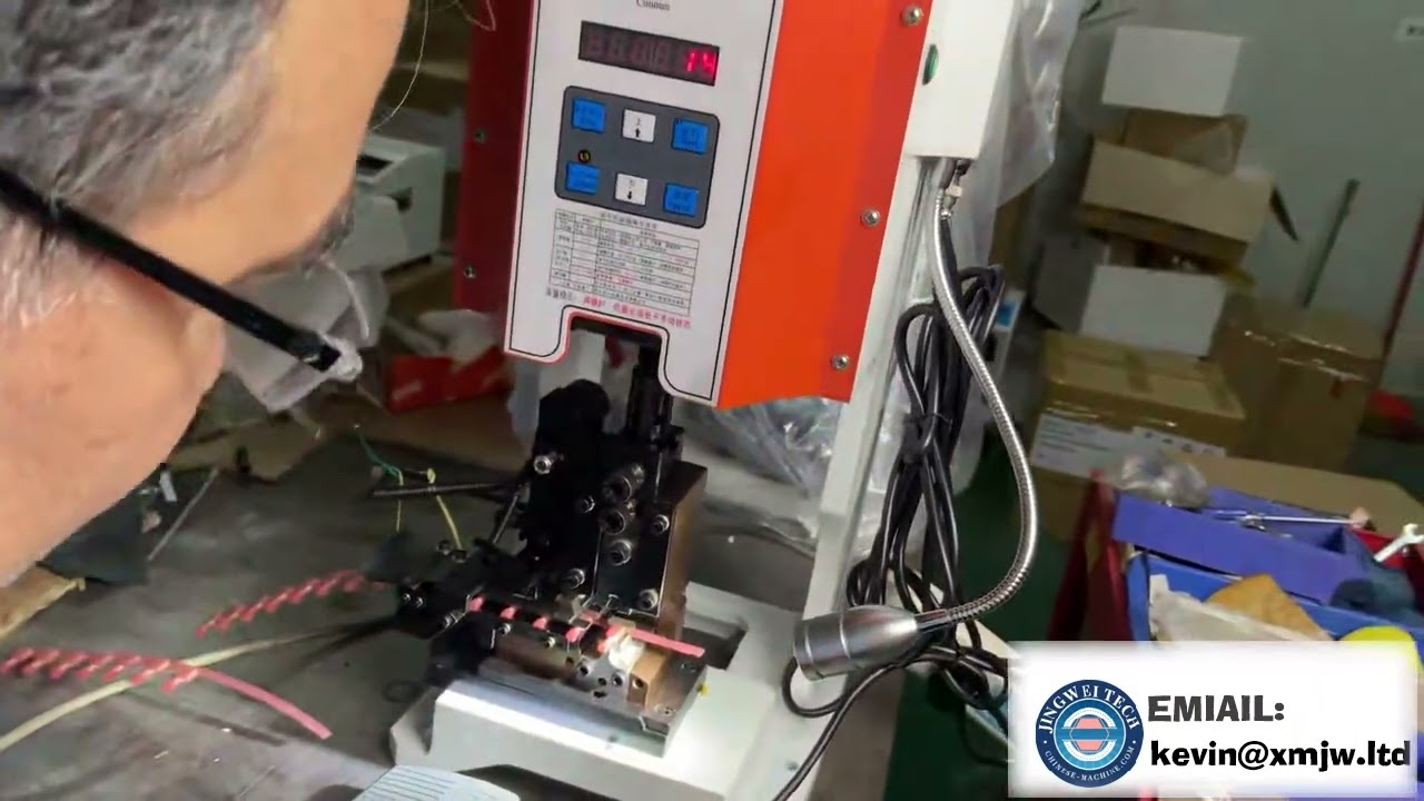 Applicatore per crimpatura terminali isolati in modalità continua nylon - Stampo per macchina crimpatrice