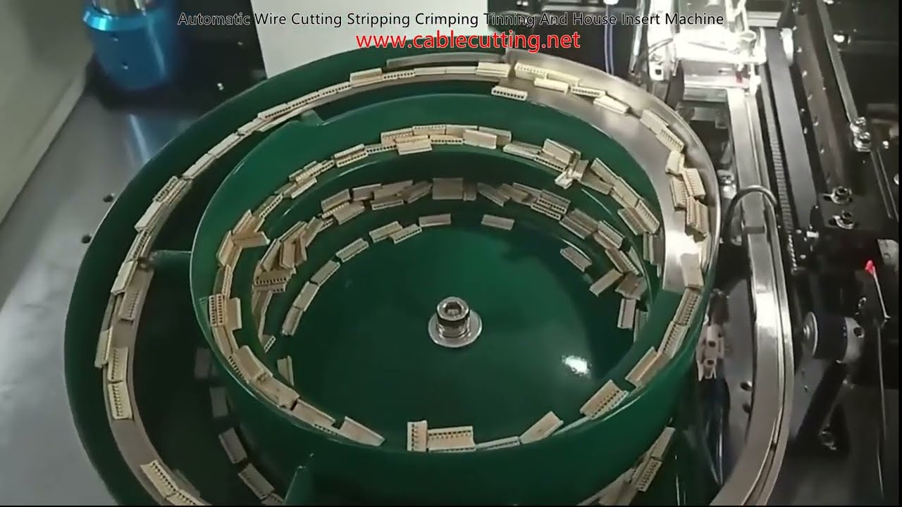 Macchina Automatica per Taglio, Spellatura, Crimpatura, Stagnatura e Inserimento di Connettori