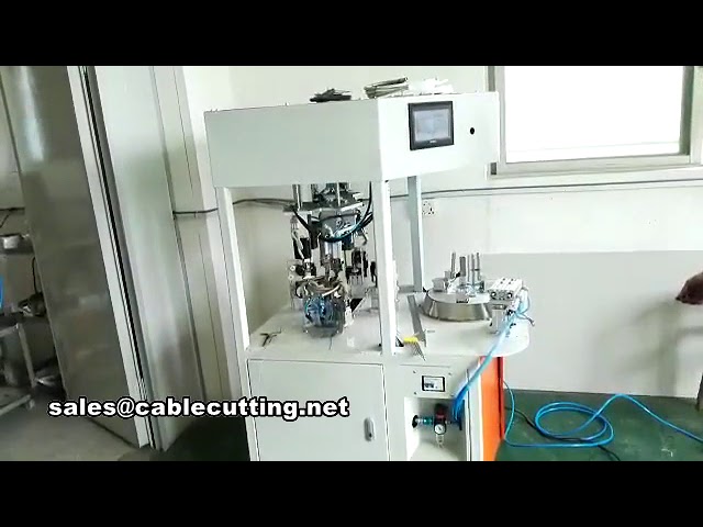 Macchina automatica per avvolgimento e legatura tubi acqua calda con 3 fascette