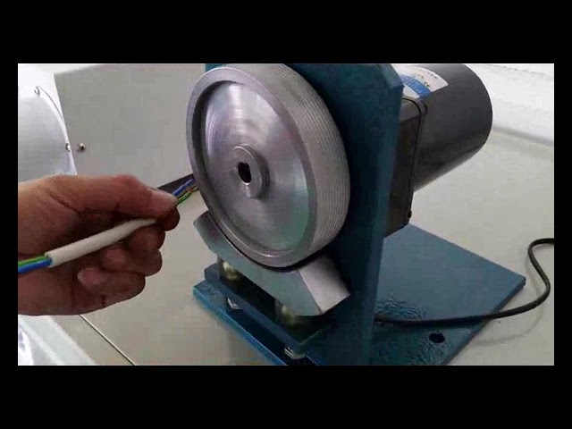 Macchina per spellatura e attorcigliatura fili WPM-3T – Automazione cablaggi