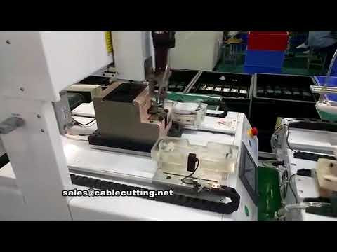 Pressatura e avvitatura automatica: macchinari industriali per assemblaggio efficiente