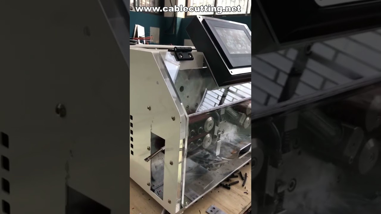 Macchina Spellafili Professionale: Taglio e Spelatura per Cavi in Rame