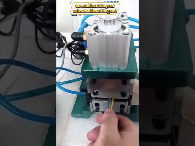 Macchina Spellafili Pneumatica 3F: Spelatura e Attorcigliatura Cavi Multipolari