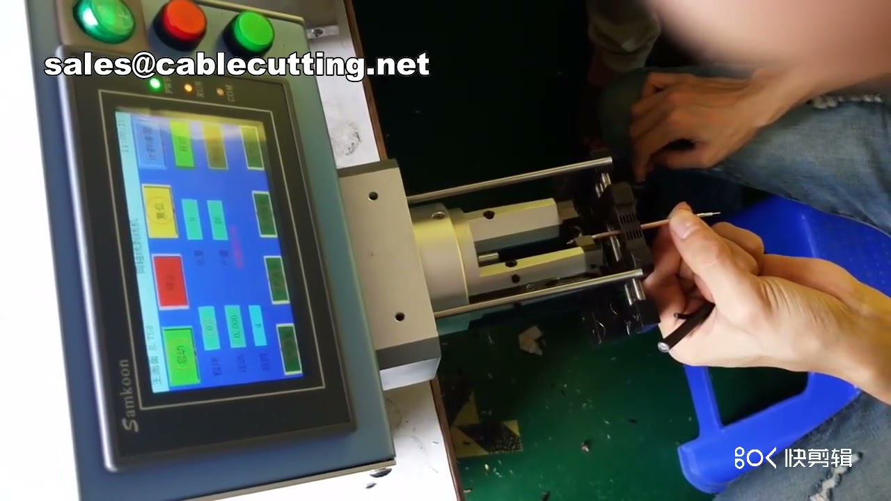 Macchina Spellacavi Coassiali Automatica – Taglio e Spellatura di Precisione per Cavi Industriali