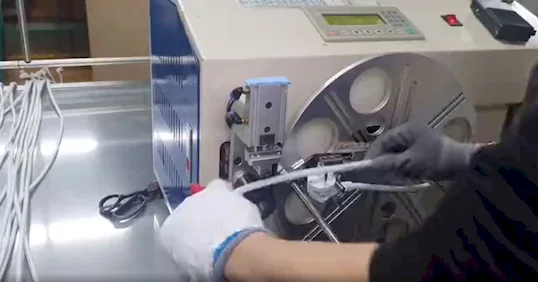 Avvolgitrice Legatrice Prese WPM-210 - Macchina avvolgicavi e legatrice